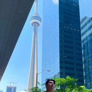 Meet your Posher, Iván